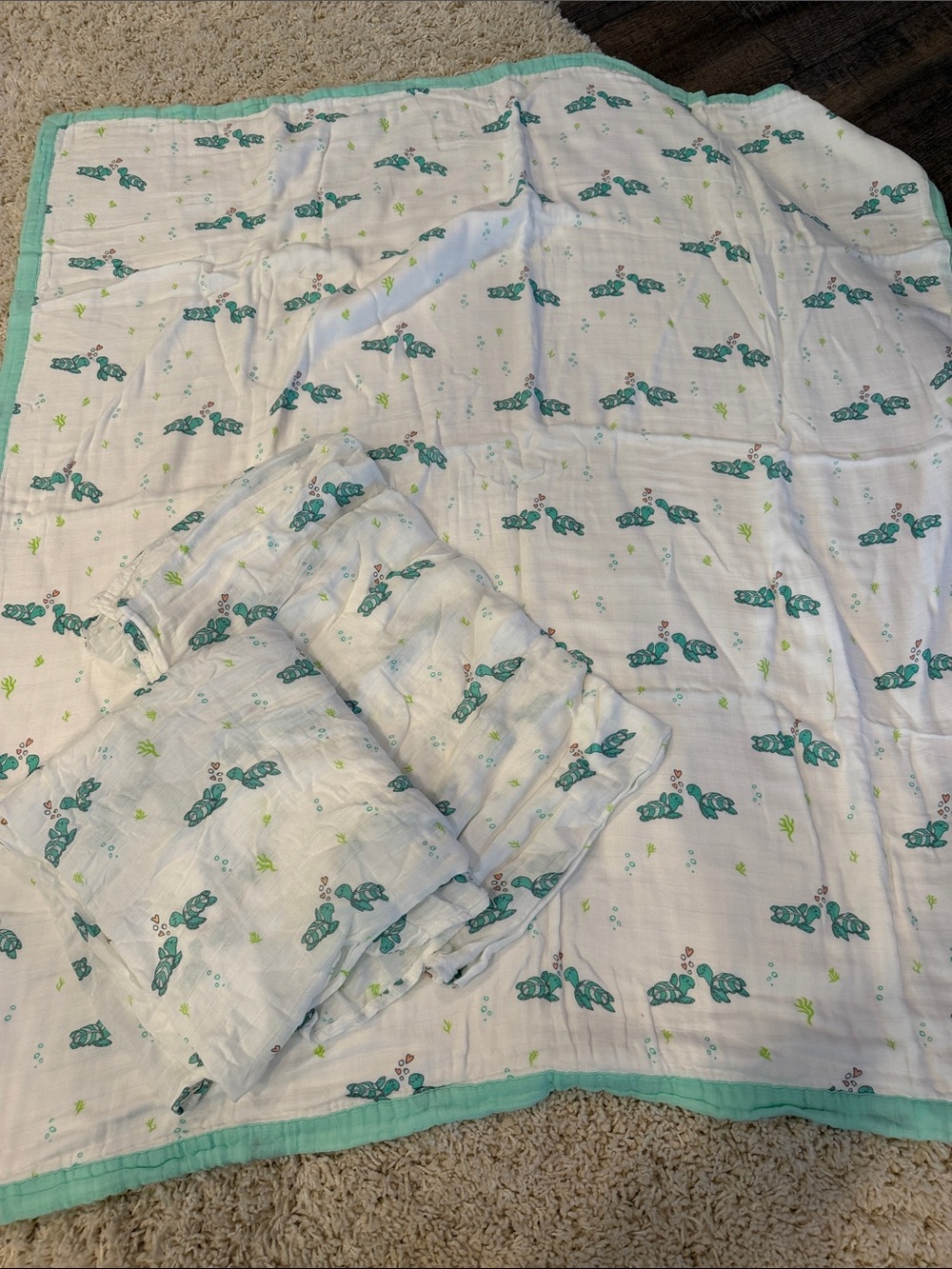 Kids Muslin Blanket Set in Teal Turtle Print